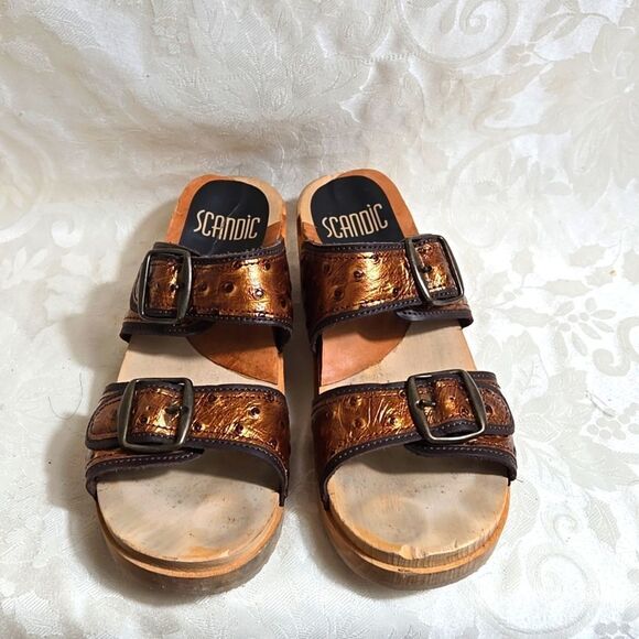 Scandic Clog Style Women's Bronze Wooden Leather Sandals - Picture 3 of 9